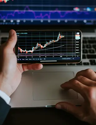 <div class="page" title="Page 3">
<div class="section">
<div class="layoutArea">
<div class="column">
<p>Diseñar estrategias digitales disruptivas basadas en ciencia de datos.</p>
</div>
</div>
</div>
</div>